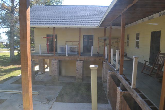 129 Summers Lane, Golden Meadow, LA 70357