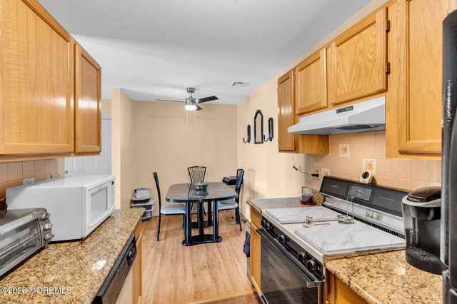 4 231 Atlantic Street 39, Keyport, NJ 07735