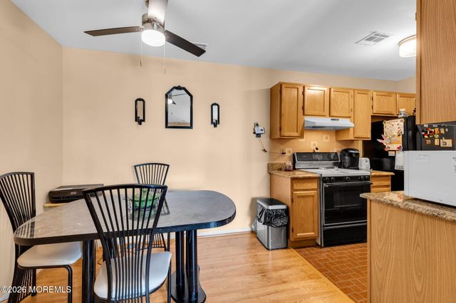 4 231 Atlantic Street 39, Keyport, NJ 07735