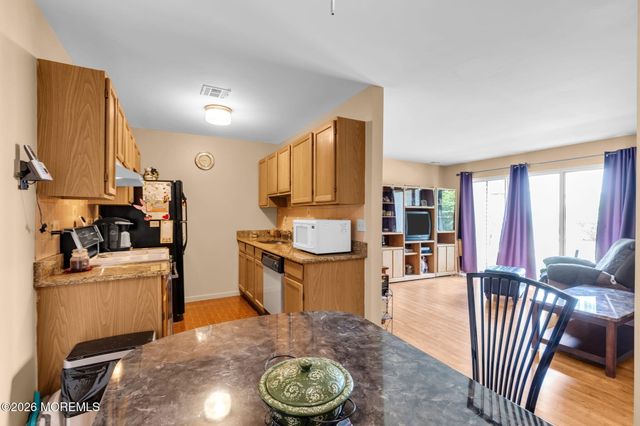 4 231 Atlantic Street 39, Keyport, NJ 07735