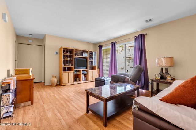 4 231 Atlantic Street 39, Keyport, NJ 07735