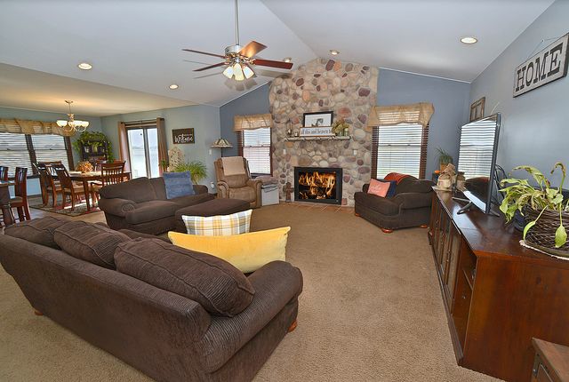 1235 Edna Circle, Ottawa, IL 61350