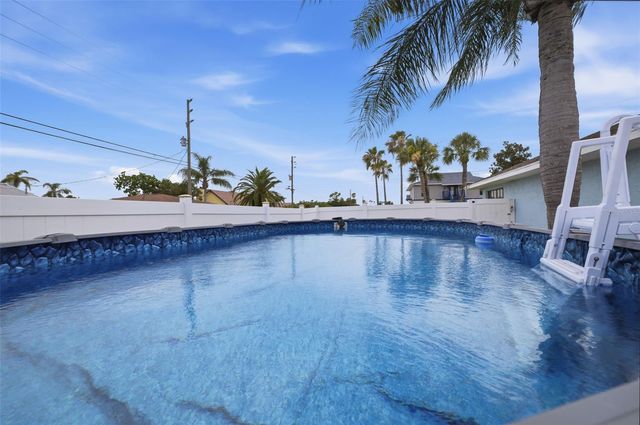 4262 PARADISE CIRCLE, Hernando Beach, FL 34607