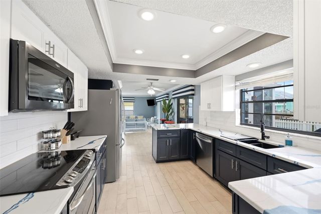 4262 PARADISE CIRCLE, Hernando Beach, FL 34607