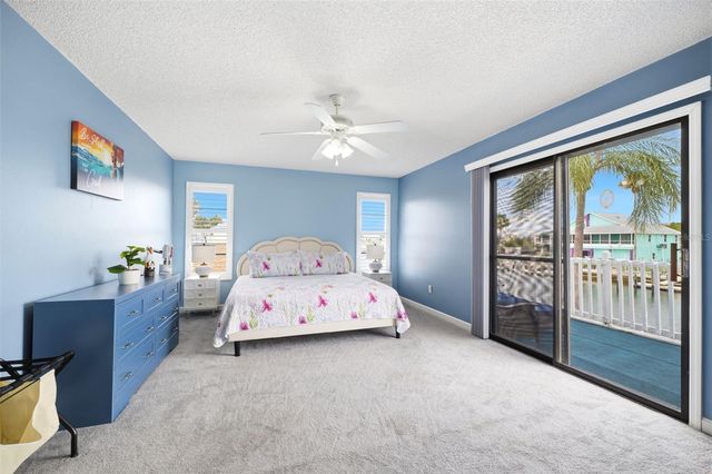 4262 PARADISE CIRCLE, Hernando Beach, FL 34607