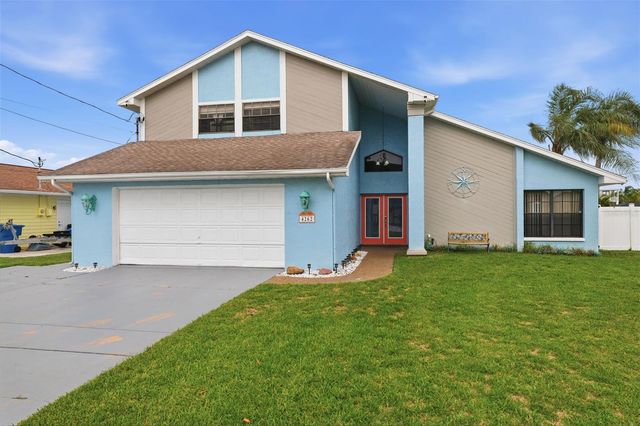 4262 PARADISE CIRCLE, Hernando Beach, FL 34607