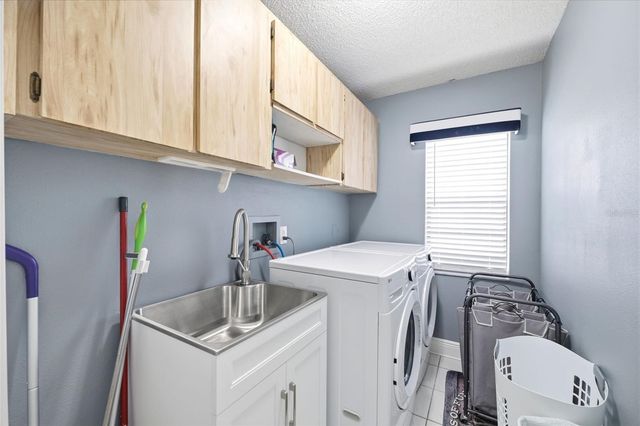 4262 PARADISE CIRCLE, Hernando Beach, FL 34607