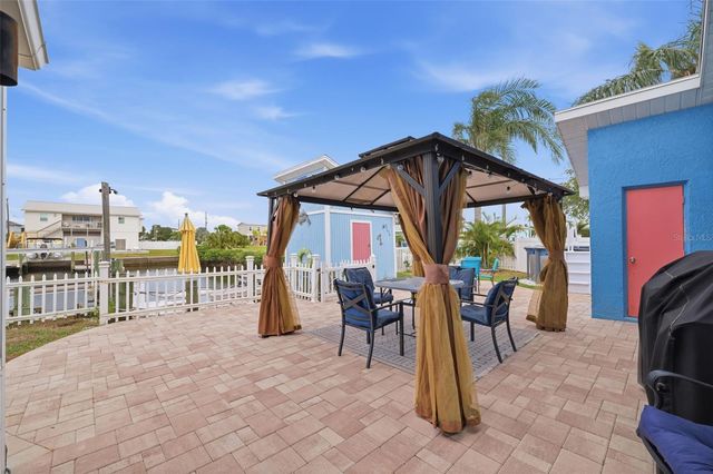 4262 PARADISE CIRCLE, Hernando Beach, FL 34607