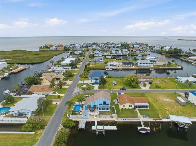 4262 PARADISE CIRCLE, Hernando Beach, FL 34607
