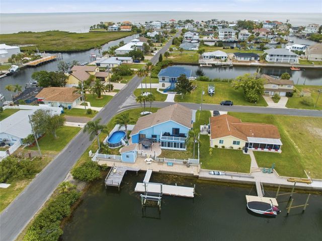 4262 PARADISE CIRCLE, Hernando Beach, FL 34607