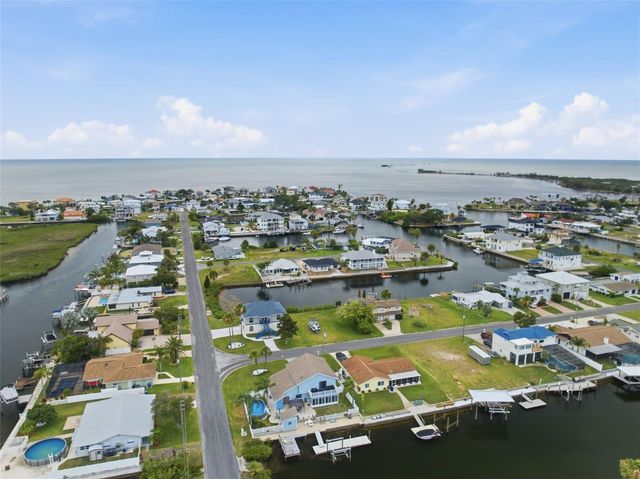 4262 PARADISE CIRCLE, Hernando Beach, FL 34607