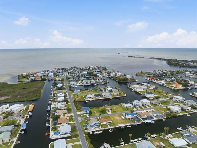 4262 PARADISE CIRCLE, Hernando Beach, FL 34607