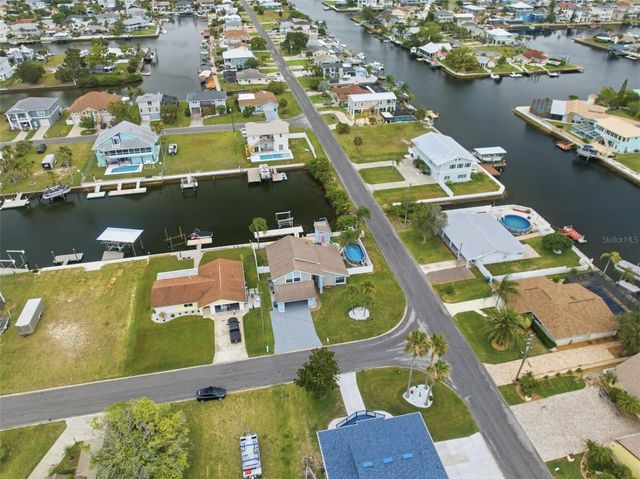 4262 PARADISE CIRCLE, Hernando Beach, FL 34607