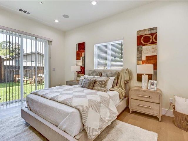 11730 Par Avenue, Los Altos, CA 94024