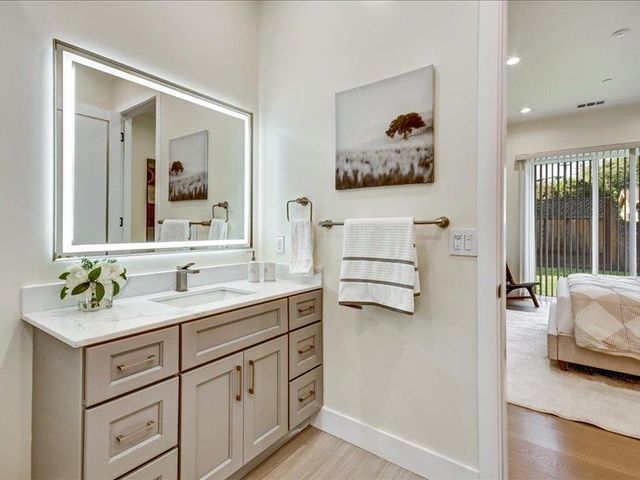 11730 Par Avenue, Los Altos, CA 94024