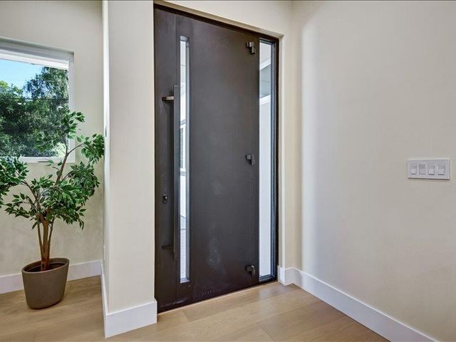 11730 Par Avenue, Los Altos, CA 94024