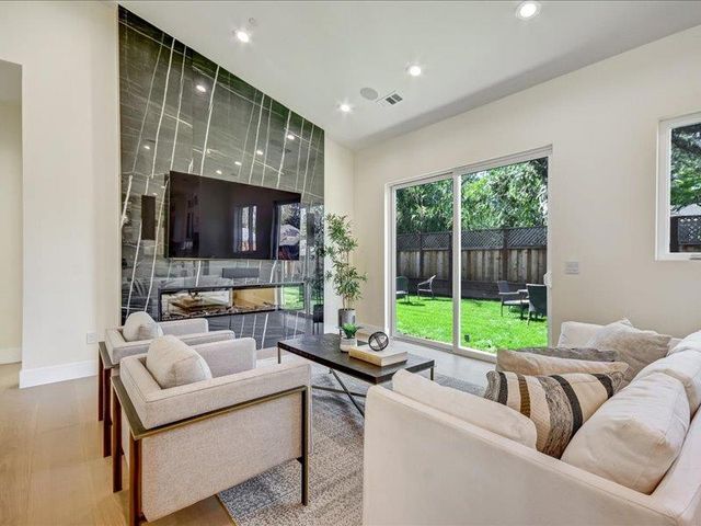 11730 Par Avenue, Los Altos, CA 94024