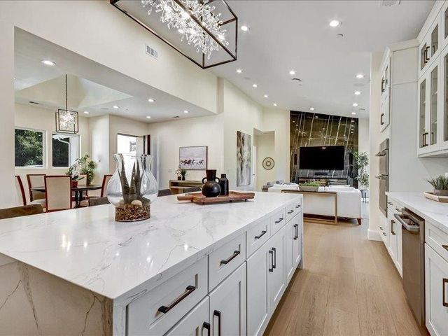 11730 Par Avenue, Los Altos, CA 94024