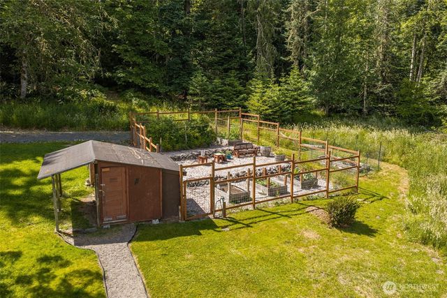 477 Glass Road, Port Angeles, WA 98362