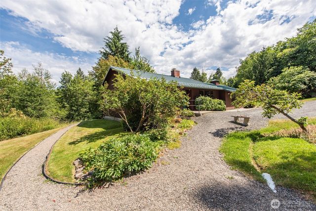 477 Glass Road, Port Angeles, WA 98362