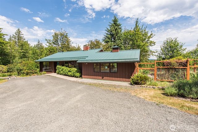 477 Glass Road, Port Angeles, WA 98362