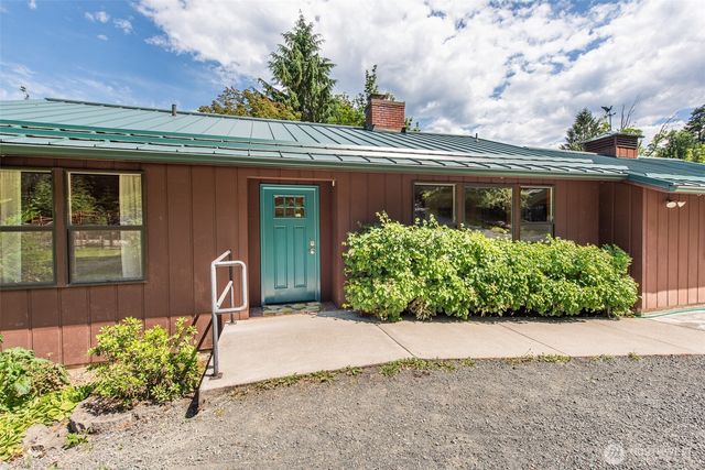 477 Glass Road, Port Angeles, WA 98362