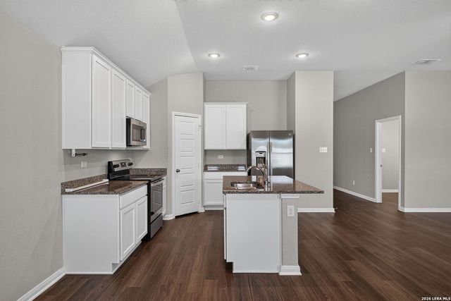 637 Oleander Crk, Seguin, TX 78155