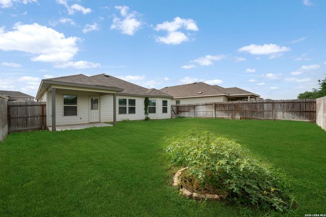 637 Oleander Crk, Seguin, TX 78155