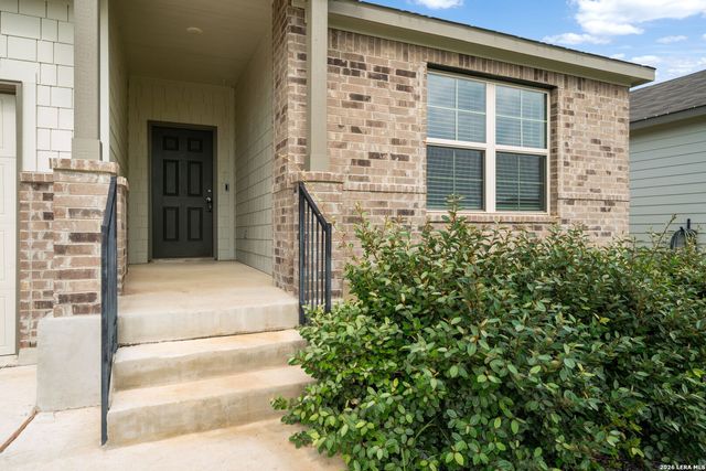 637 Oleander Crk, Seguin, TX 78155