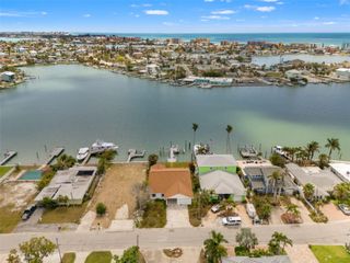 811 BAY POINT DRIVE, Madeira Beach, FL 33708