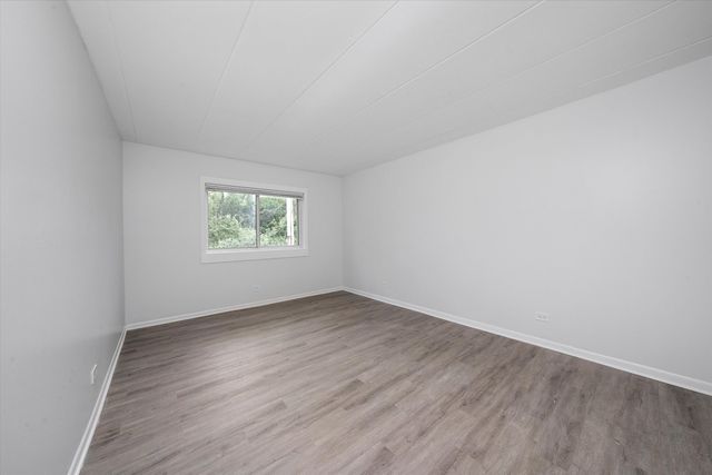 2807 Willow Road 103, Homewood, IL 60430