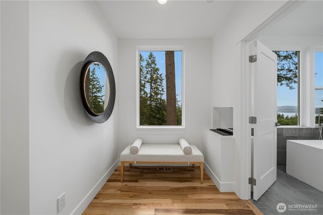 21037 NE 15th Street, Sammamish, WA 98074