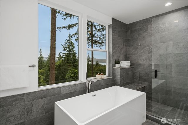 21037 NE 15th Street, Sammamish, WA 98074