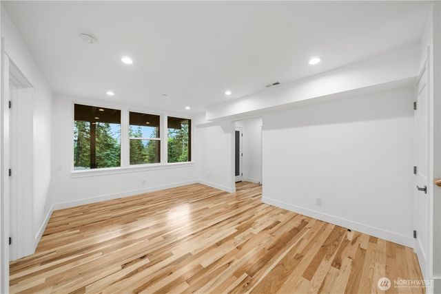 21037 NE 15th Street, Sammamish, WA 98074