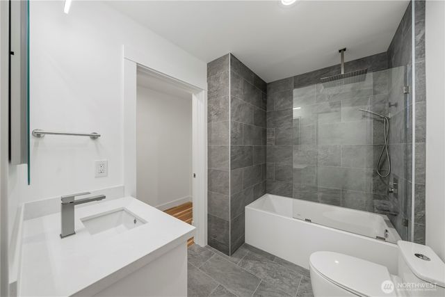 21037 NE 15th Street, Sammamish, WA 98074