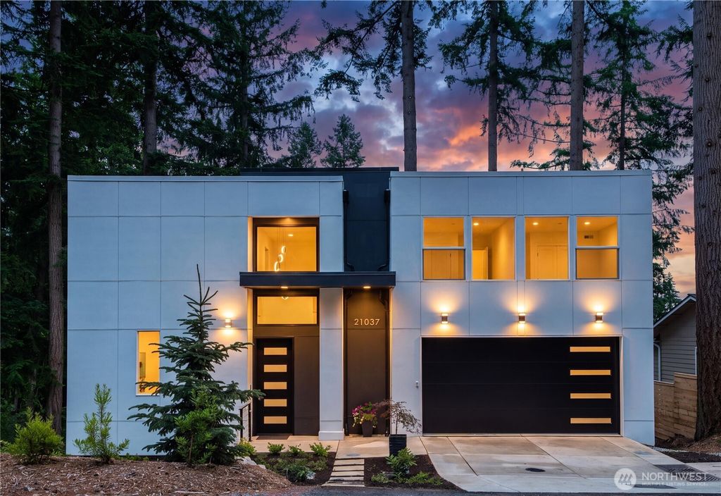 21037 NE 15th Street, Sammamish, WA 98074