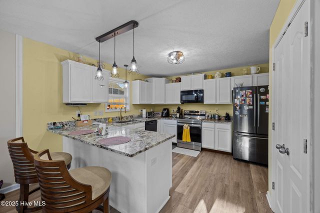 104 Apple Drive, Havelock, NC 28532