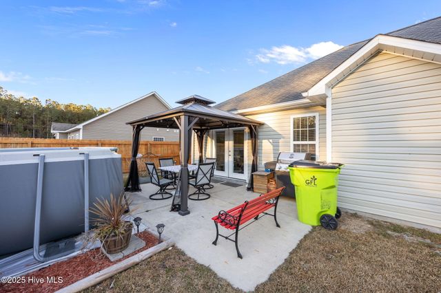 104 Apple Drive, Havelock, NC 28532