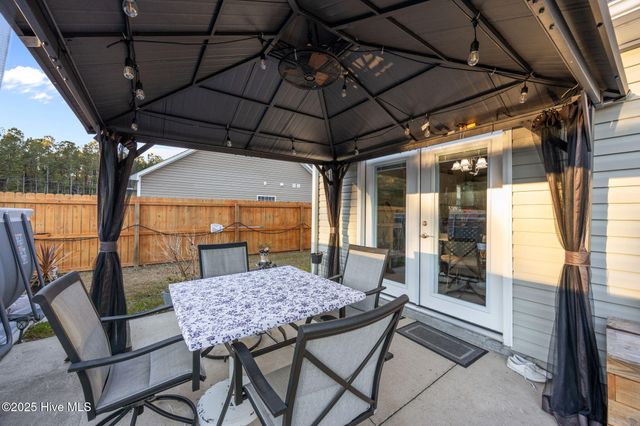 104 Apple Drive, Havelock, NC 28532