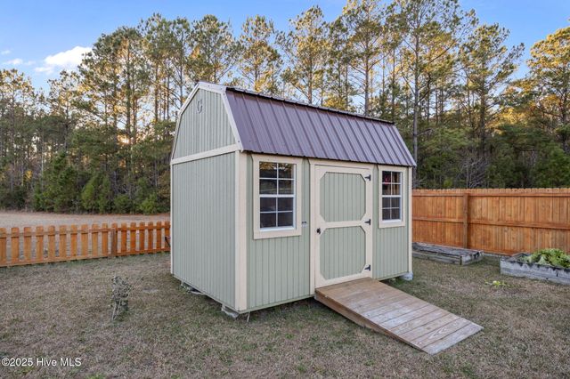 104 Apple Drive, Havelock, NC 28532