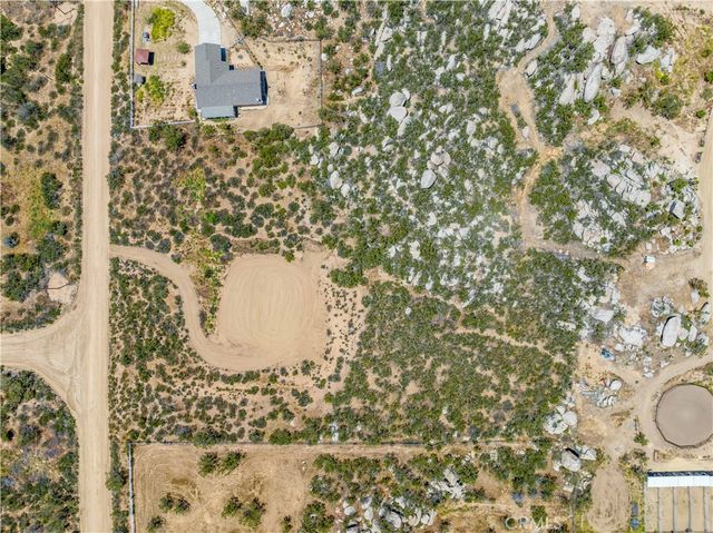 712 Rolling Hills Drive, Aguanga, CA 92536