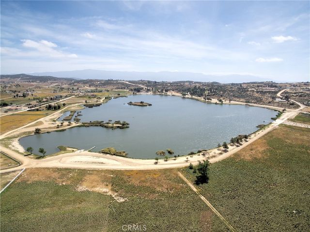 712 Rolling Hills Drive, Aguanga, CA 92536