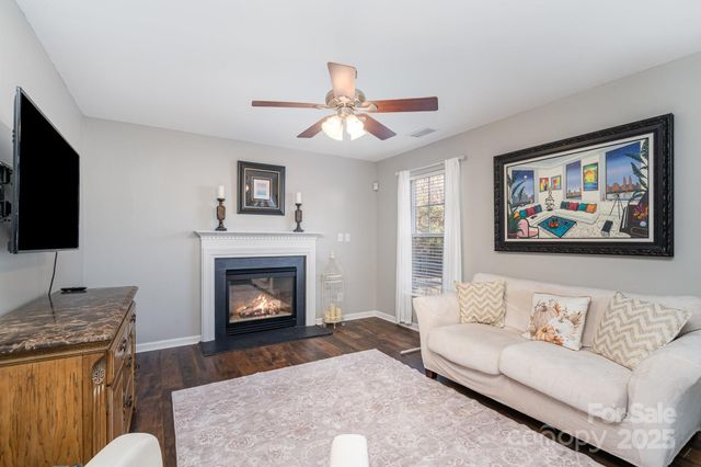 1713 Prism Place, Kannapolis, NC 28083