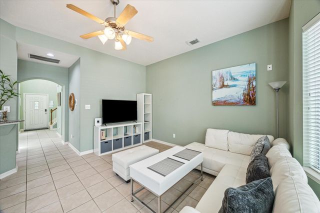 2403 Clippers Square, Houston, TX 77058