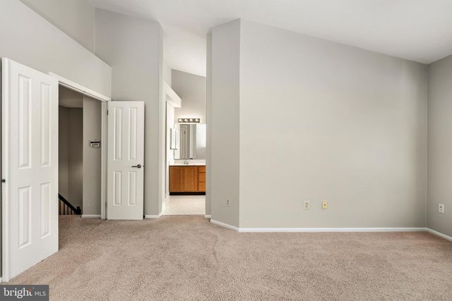 4 BENJAMIN RUSH LN, Princeton, NJ 08540