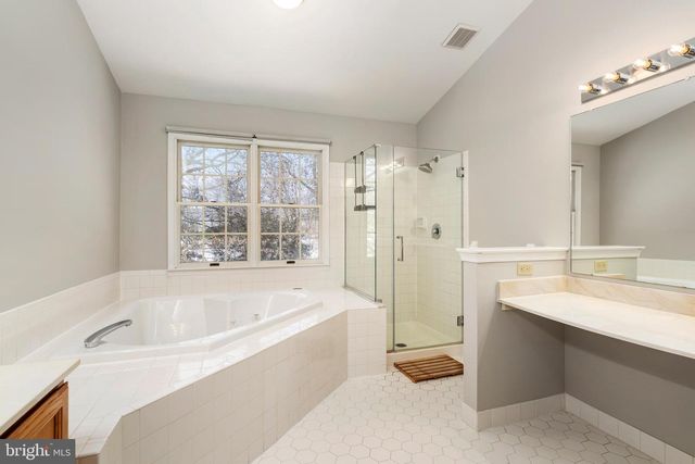 4 BENJAMIN RUSH LN, Princeton, NJ 08540