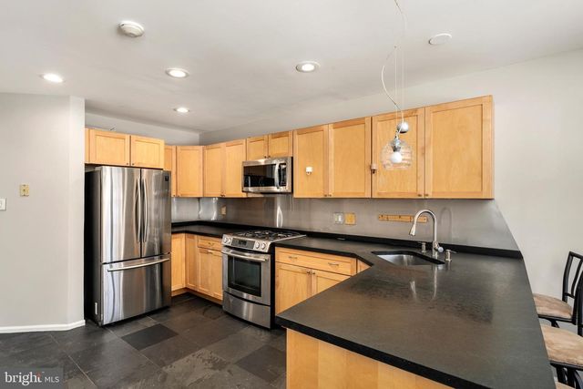 4 BENJAMIN RUSH LN, Princeton, NJ 08540