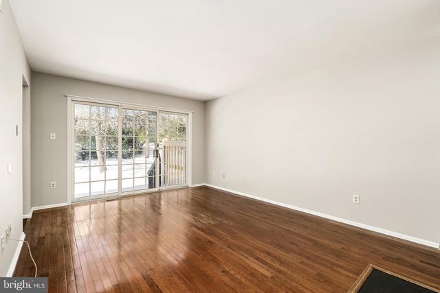 4 BENJAMIN RUSH LN, Princeton, NJ 08540