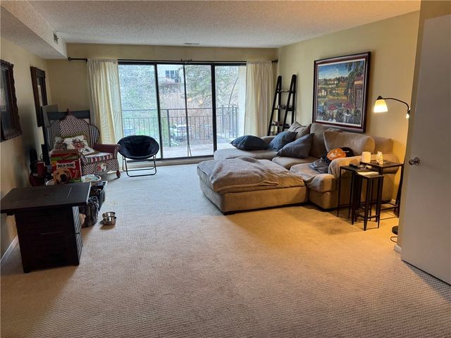 181 Bay Village Drive, Irondequoit, NY 14609