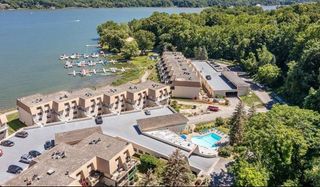181 Bay Village Drive, Irondequoit, NY 14609